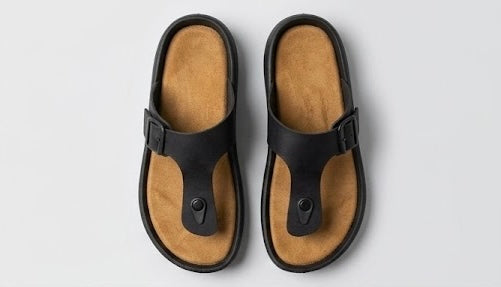 Pudhari Chapal - Black